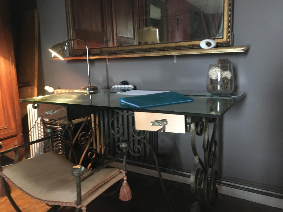 Chateau Gros Puy, Petit Chateau chambre d'hote Abjat-sur-Bandiat Extérieur photo